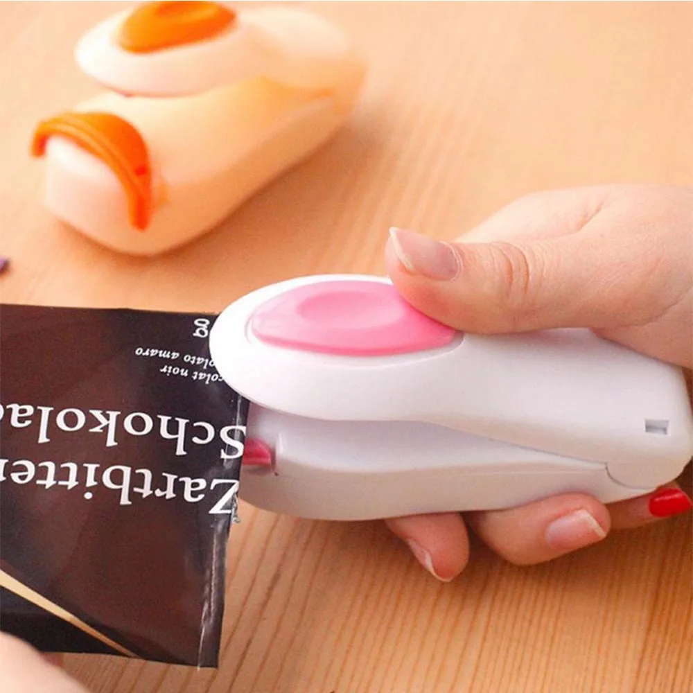 Kitchen Accessories Tools Portable Mini Sealing Machine for Kitchen Storage Plastic Bag Sealer Food Storage Sealing Bag Clip Hot 
Kitchen Accessories Tools Portable Mini Sealing Machine for Kitchen Storage Plastic Bag Sealer Food Storage Sealing Bag Clip Hot