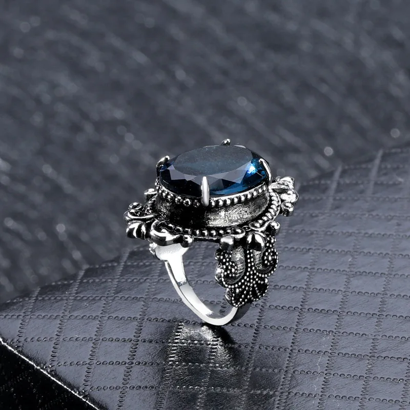 Atmospheric High End Synthetic Sea Blue Topaz Ring European And American Retro 925 Thai Silver Goose Egg Ring
Atmospheric High End Synthetic Sea Blue Topaz Ring European And American Retro 925 Thai Silver Goose Egg Ring