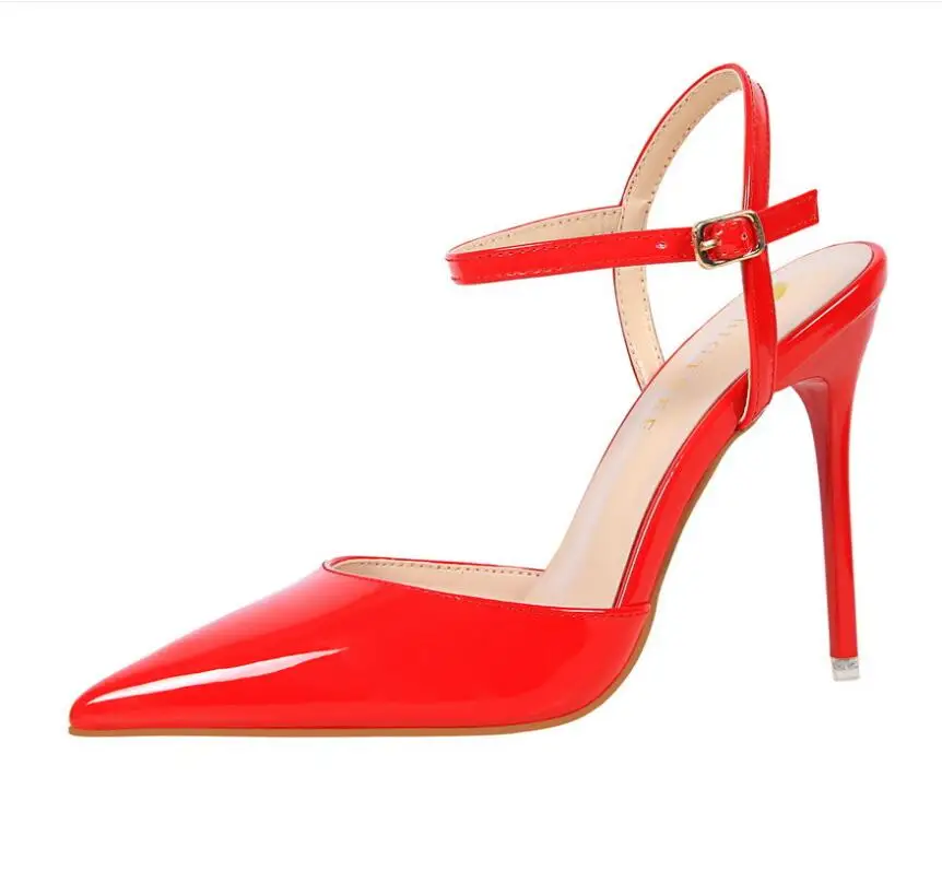 Women's shoes patent leather sandals summer fashion new women's high heels high heels nightclub wedding shoes women's sandals
Women's shoes patent leather sandals summer fashion new women's high heels high heels nightclub wedding shoes women's sandals
