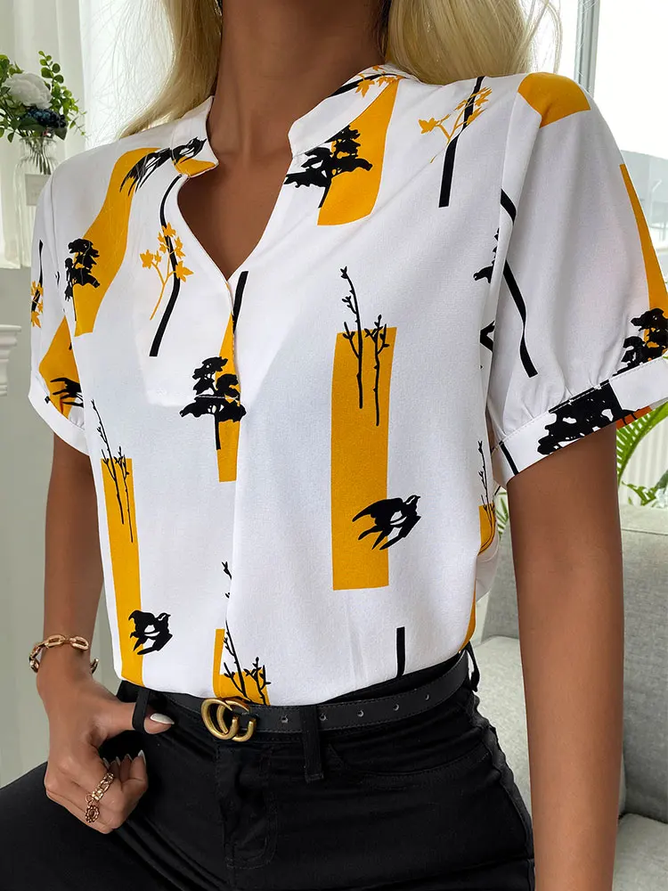 Plus Size Tops Summer Ladies Casual Oversize 2021 New Fashion Turn-down Collar Blouse Colorblock VNeck Short Sleeve Casual Shirt
Plus Size Tops Summer Ladies Casual Oversize 2021 New Fashion Turn-down Collar Blouse Colorblock VNeck Short Sleeve Casual Shirt