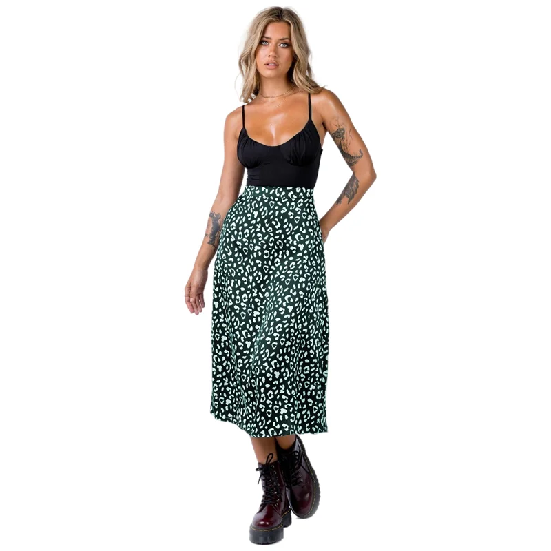 Женская юбка с леопардовым принтом, повседневная трапециевидная юбка средней длины с высокой талией и разрезом, лето 2021
Женская юбка с леопардовым принтом, повседневная трапециевидная юбка средней длины с высокой талией и разрезом, лето 2021