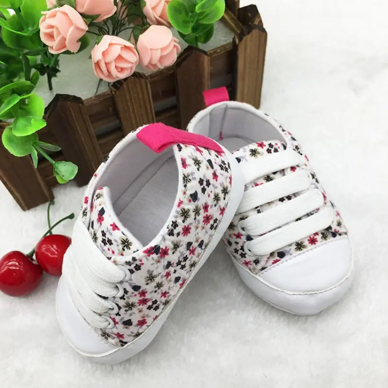 Baby shoes lovely Lace-Up sneakers boys girls infant toddler First Walker 3 sizes 0-18 months
Baby shoes lovely Lace-Up sneakers boys girls infant toddler First Walker 3 sizes 0-18 months
