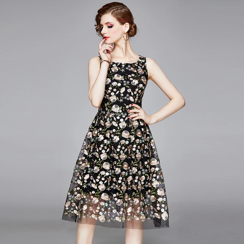 LUKAXSIKAX 2020 New Summer Women Sleeveless Dress High Quality Mesh Flowers Embroidery Black Runway Dress Luxury Party Dresses 
LUKAXSIKAX 2020 New Summer Women Sleeveless Dress High Quality Mesh Flowers Embroidery Black Runway Dress Luxury Party Dresses