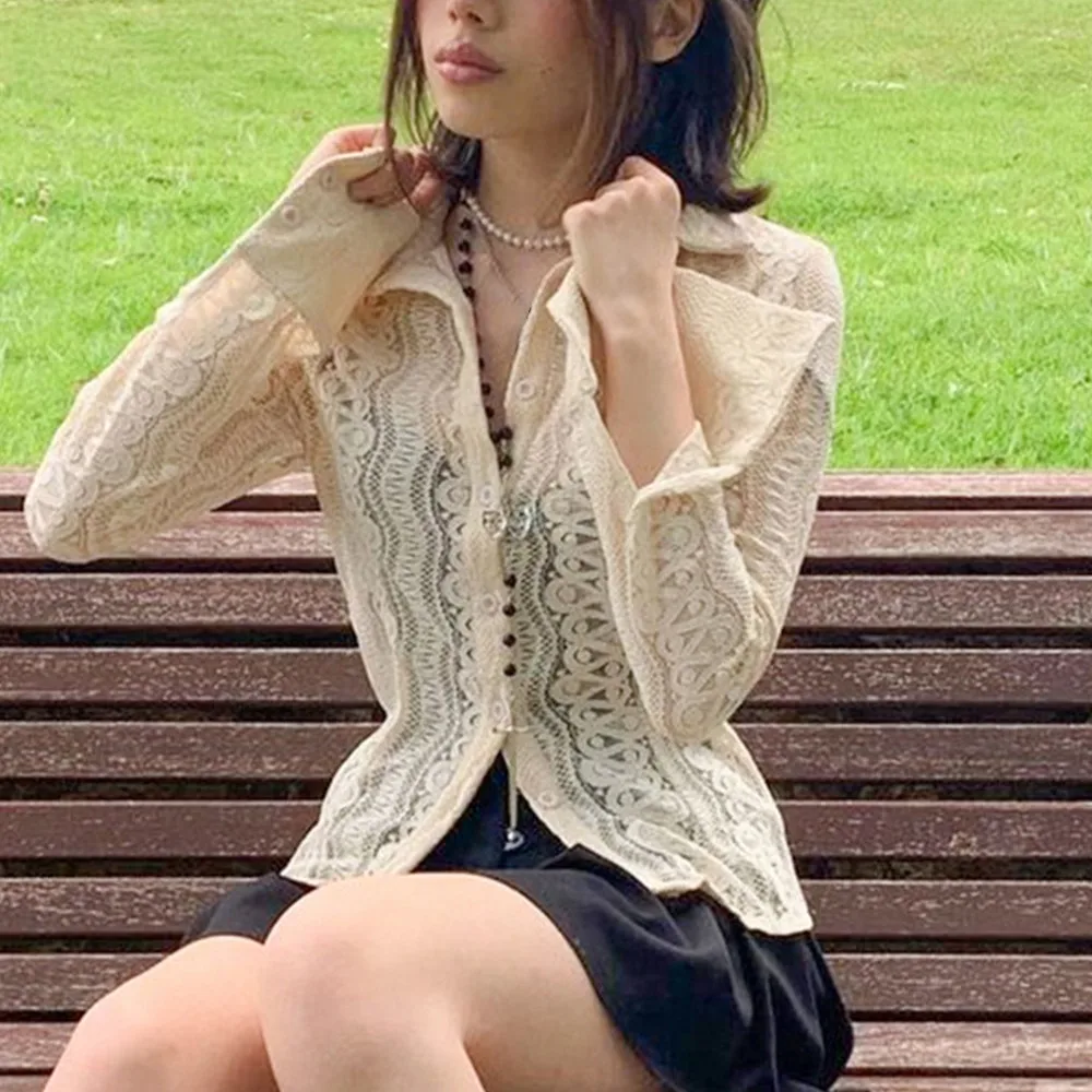 Hollow Out Crochet Lace Tops Women 2020 New Korean Style Beige Or Black See-through Single Button Long Sleeve Elegant Blouse New
Hollow Out Crochet Lace Tops Women 2020 New Korean Style Beige Or Black See-through Single Button Long Sleeve Elegant Blouse New