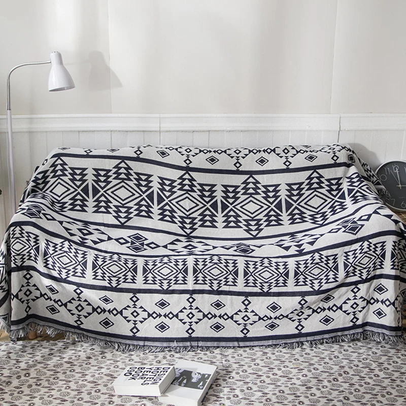 Europe Style Sofa Blanket With Tassel Two-sided Geometry Knit Sofa Towel Blankets Portable Rectangular Blanket Home Decoration 
Europe Style Sofa Blanket With Tassel Two-sided Geometry Knit Sofa Towel Blankets Portable Rectangular Blanket Home Decoration