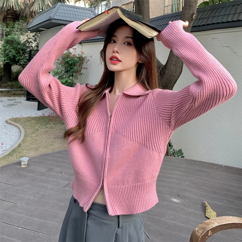Korean Fashion Sweet Short Sweater Coat Women Double-headed Zipper Turn Down Collar Long Sleeve Solid Color Knitted Cardigan
Korean Fashion Sweet Short Sweater Coat Women Double-headed Zipper Turn Down Collar Long Sleeve Solid Color Knitted Cardigan