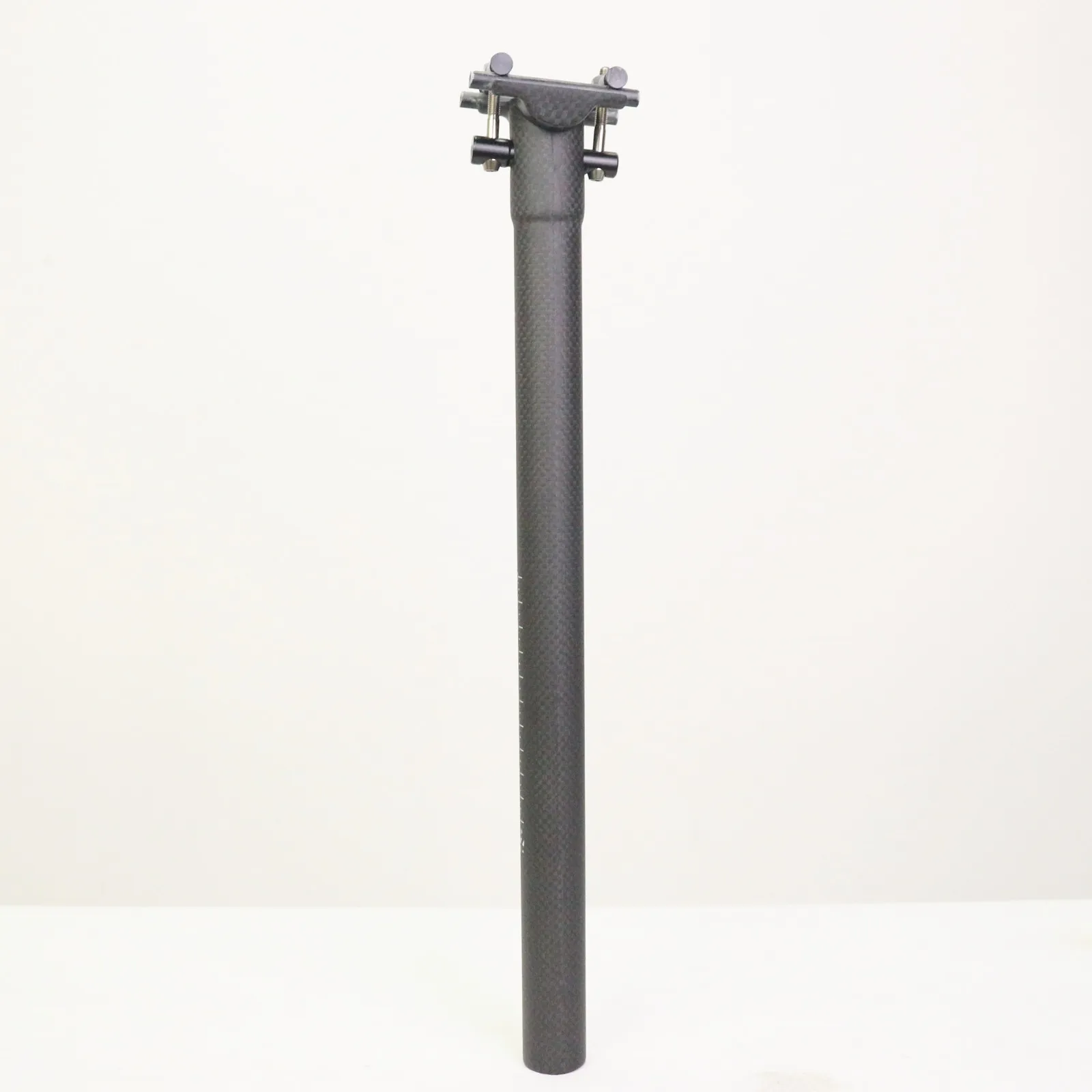 Super light Carbon Bike seatpost road/mountain bicycle seatpost seat tube size 27.2/31.6mm*400 length carbon seatpost seat tube
Super light Carbon Bike seatpost road/mountain bicycle seatpost seat tube size 27.2/31.6mm*400 length carbon seatpost seat tube
