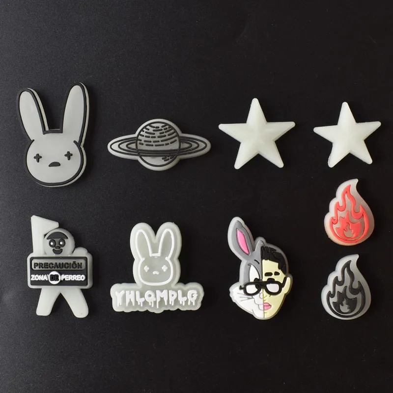 Single Sale 1 Pcs PVC Shoe Charms Luminous Bunny Star Saturn Shoe Decoration Black Red Flame Shoe Charms For Kids Party Gifts
Single Sale 1 Pcs PVC Shoe Charms Luminous Bunny Star Saturn Shoe Decoration Black Red Flame Shoe Charms For Kids Party Gifts