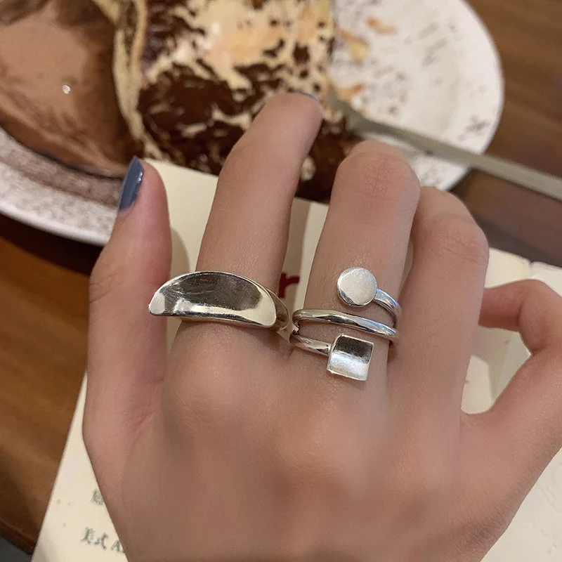 MEYRROYU Sterling Silver INS Geometry Spiral Ring Simple Trendy Party Accessories Korea Style Gift Female Pandora 925 Original
MEYRROYU Sterling Silver INS Geometry Spiral Ring Simple Trendy Party Accessories Korea Style Gift Female Pandora 925 Original
