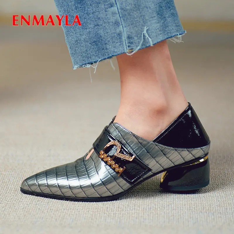 ENMAYLA 2019 Genuine Leather Ladies Shoes Party Pointed Toe Basic Square Heel High Heel Shoes Metal Decoration Womens Shoes
ENMAYLA 2019 Genuine Leather Ladies Shoes Party Pointed Toe Basic Square Heel High Heel Shoes Metal Decoration Womens Shoes