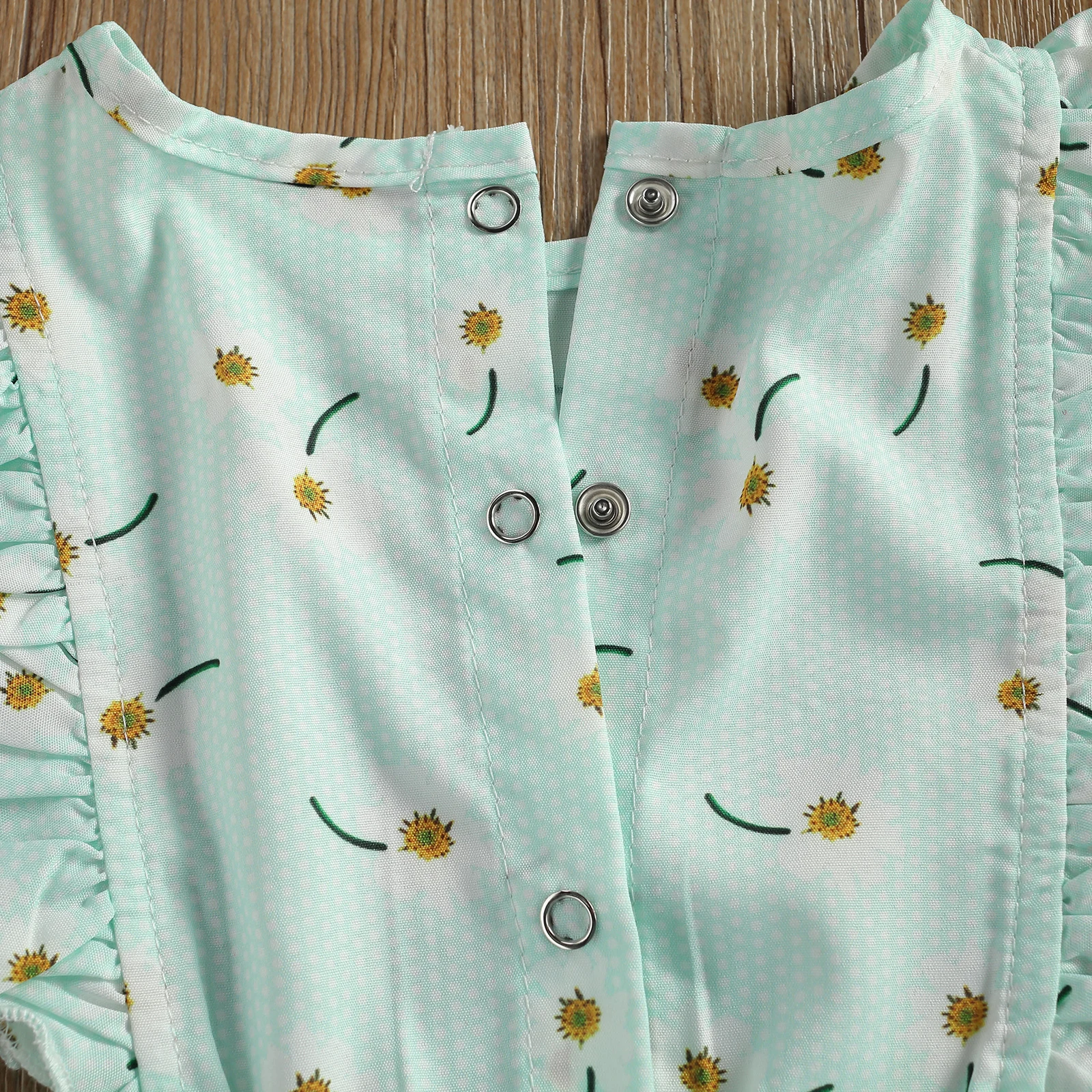 2021 New Summer 0-24M Baby Girl 2Pcs Set Pink/Green Floral Print Back Buttons Flard Short Sleeve Bodysuit+Bow Toddler Clothes
2021 New Summer 0-24M Baby Girl 2Pcs Set Pink/Green Floral Print Back Buttons Flard Short Sleeve Bodysuit+Bow Toddler Clothes