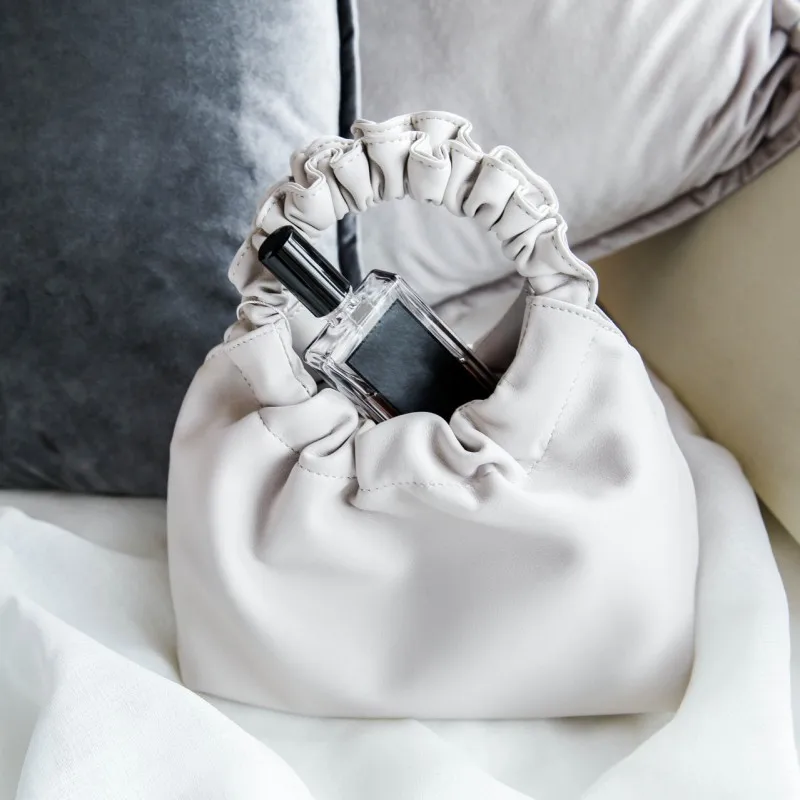 Fashion Lamb Wool Womens Handbag Genuine Leather Ruched Soft Handle Armpit Shoulder Bags Vintage Cowhide Crossbody Bags
Fashion Lamb Wool Womens Handbag Genuine Leather Ruched Soft Handle Armpit Shoulder Bags Vintage Cowhide Crossbody Bags