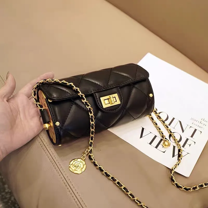 Осенне-зимние сумки для женщин, новинка 2021, сумка-футляр на цепочке, подушка, сумка-мессенджер на плечо, кошельки и сумочки 
Осенне-зимние сумки для женщин, новинка 2021, сумка-футляр на цепочке, подушка, сумка-мессенджер на плечо, кошельки и сумочки