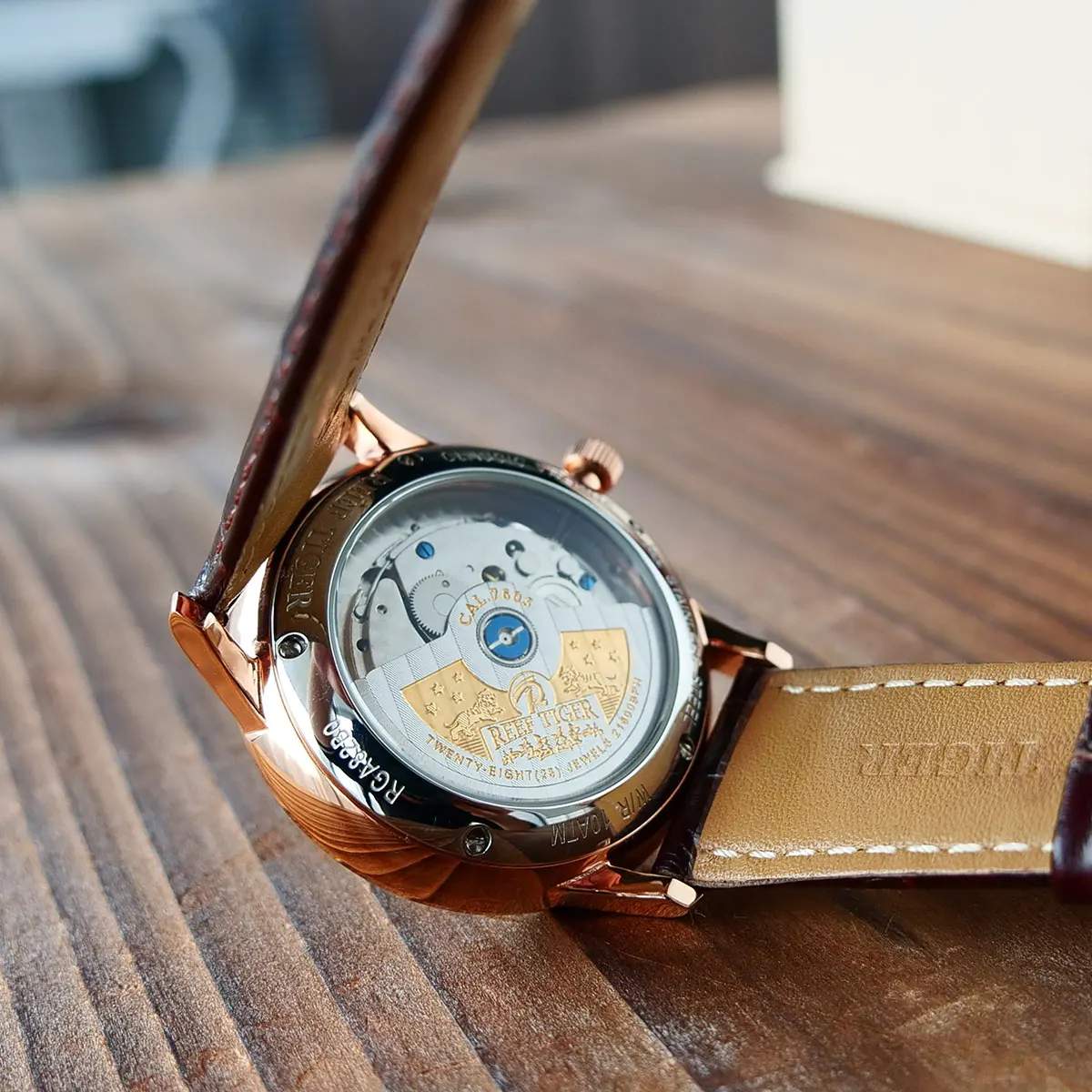 

2021 Reef Tiger/RT Men Luxury Watch Rose Gold Mechanical Watch Brown Leather Strap Analog Watches Relogio Masculino RGA82B0