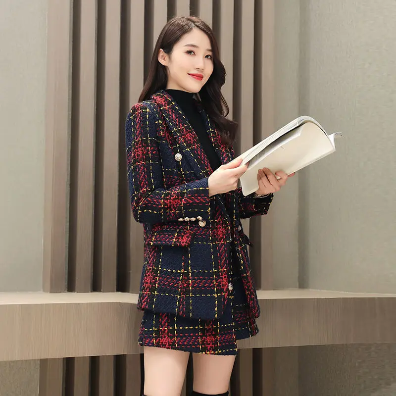 Woman Fashion Outfits Skirt Two Piece Suit Female Plaid Long Sleeve Coat Ladies A-line Pleated Short Skirts Fall Clothes Q183
Woman Fashion Outfits Skirt Two Piece Suit Female Plaid Long Sleeve Coat Ladies A-line Pleated Short Skirts Fall Clothes Q183