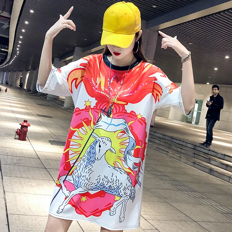 Женская футболка с коротким рукавом, оранжевая или красная свободная футболка средней длины с принтом животных, лето 2019
Женская футболка с коротким рукавом, оранжевая или красная свободная футболка средней длины с принтом животных, лето 2019