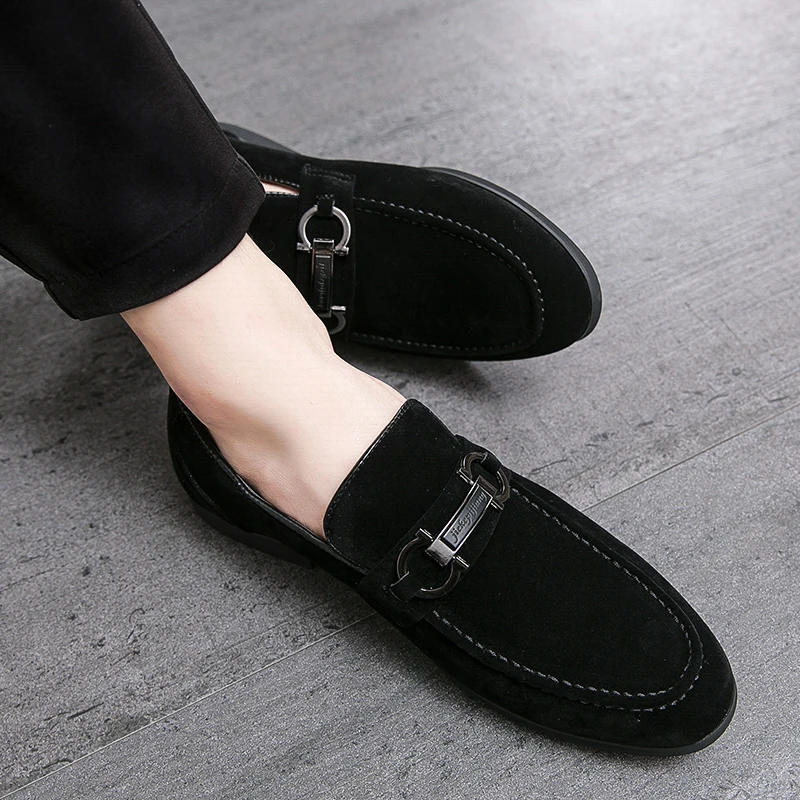 Spring Autumn Men Leather Casual Flats Men's Big Sneakers Waterproof Dress Oxford Man Shoes Fashionable Shoes Male Loafers
Spring Autumn Men Leather Casual Flats Men's Big Sneakers Waterproof Dress Oxford Man Shoes Fashionable Shoes Male Loafers