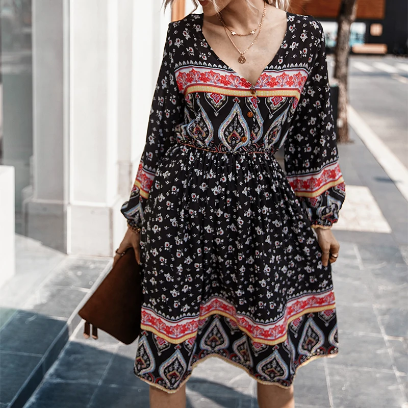 Spring Summer 2021 New Elegant Women's Bohemian Floral Print Dress Ladies A-line Full Sleeve V-neck Holiday Style Long Dress
Spring Summer 2021 New Elegant Women's Bohemian Floral Print Dress Ladies A-line Full Sleeve V-neck Holiday Style Long Dress