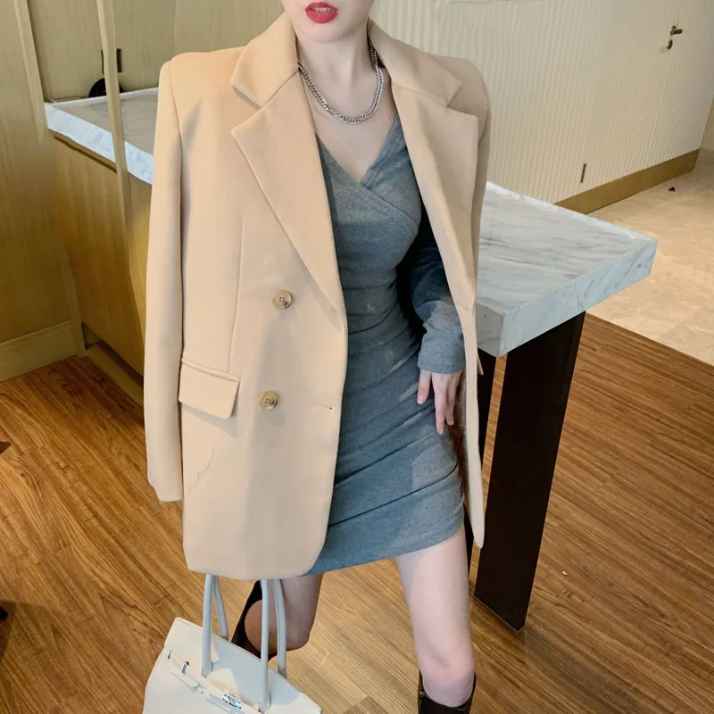 New Suits Female Vintage Autumn Notched Collar Plaid Women Blazer Breasted Jacket Casual Pockets Womens Suits Coat Blazers Suits
New Suits Female Vintage Autumn Notched Collar Plaid Women Blazer Breasted Jacket Casual Pockets Womens Suits Coat Blazers Suits