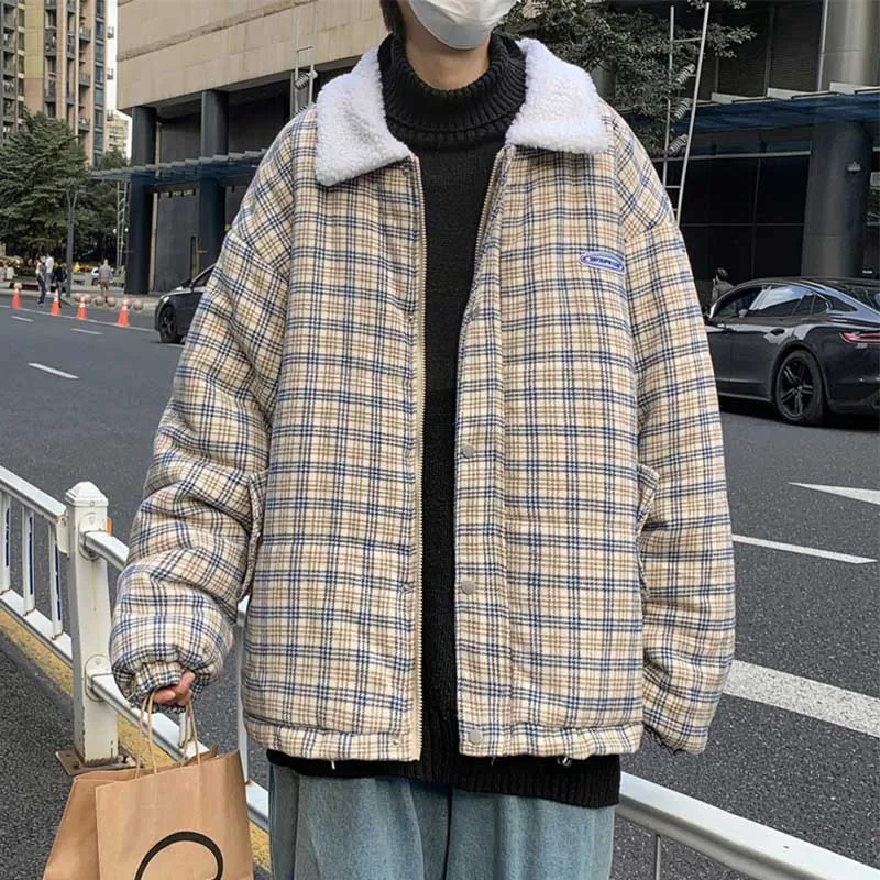 Мужская стеганая куртка из овечьей шерсти в клетку, зима 2021
Мужская стеганая куртка из овечьей шерсти в клетку, зима 2021