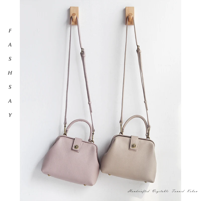 2020 New Women's cute Bag Dignified Goddess Niche Portable Crossbody Doctor Bag Large Capacity Pink Red designer luxury bags
2020 New Women's cute Bag Dignified Goddess Niche Portable Crossbody Doctor Bag Large Capacity Pink Red designer luxury bags