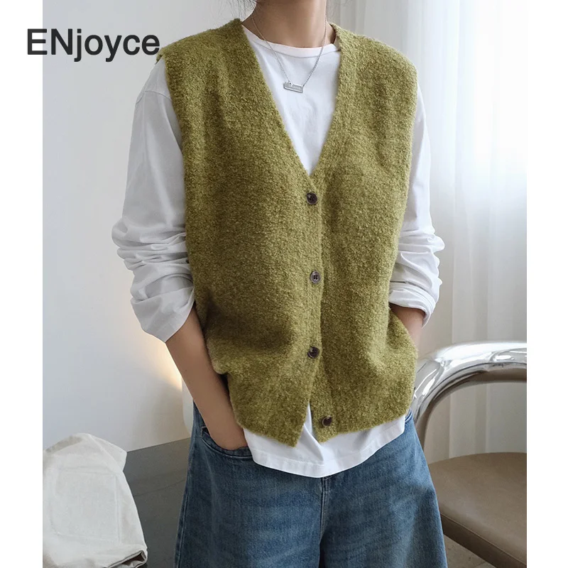 Vintage Woolen Knitted Vest Sweaters Women Spring Fall Sleeveless Single Breasted Cardigan Waistcoat Korean Style Sweater Tops 
Vintage Woolen Knitted Vest Sweaters Women Spring Fall Sleeveless Single Breasted Cardigan Waistcoat Korean Style Sweater Tops