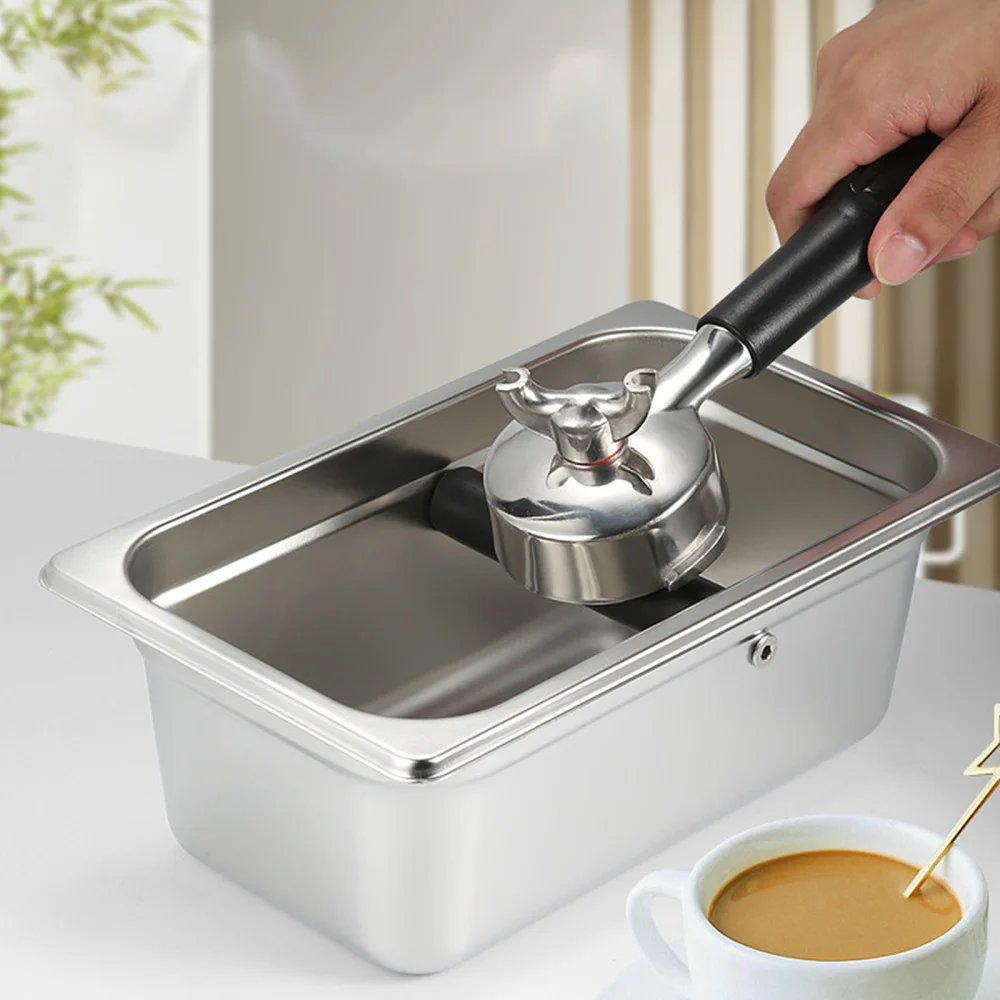 Kitchen,Dining & Bar
Kitchen,Dining & Bar