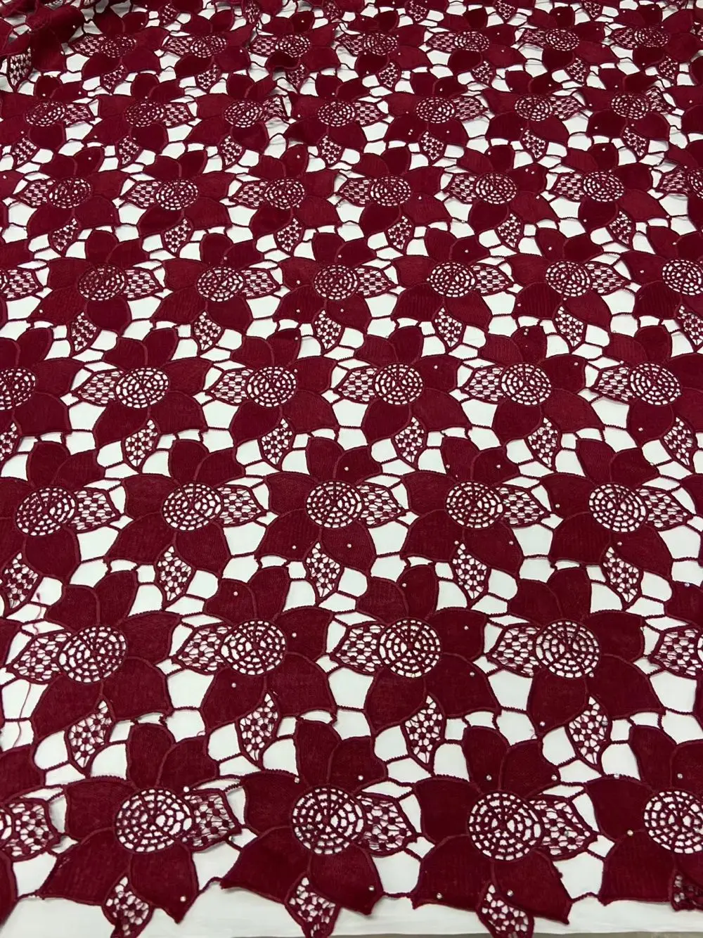Pure White High Quality Net Lace French Embroidery Guipure Milk Cord Lace Fabric African Lace Fabric For Nigerian Wedding Party
Pure White High Quality Net Lace French Embroidery Guipure Milk Cord Lace Fabric African Lace Fabric For Nigerian Wedding Party