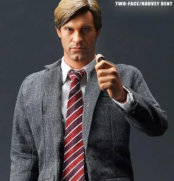 HT hottoys Hot Toys MMS81 MMS-81 1/6 Two Face Harvey Dent 1.0 Action Figure Toy Doll Model Body
HT hottoys Hot Toys MMS81 MMS-81 1/6 Two Face Harvey Dent 1.0 Action Figure Toy Doll Model Body