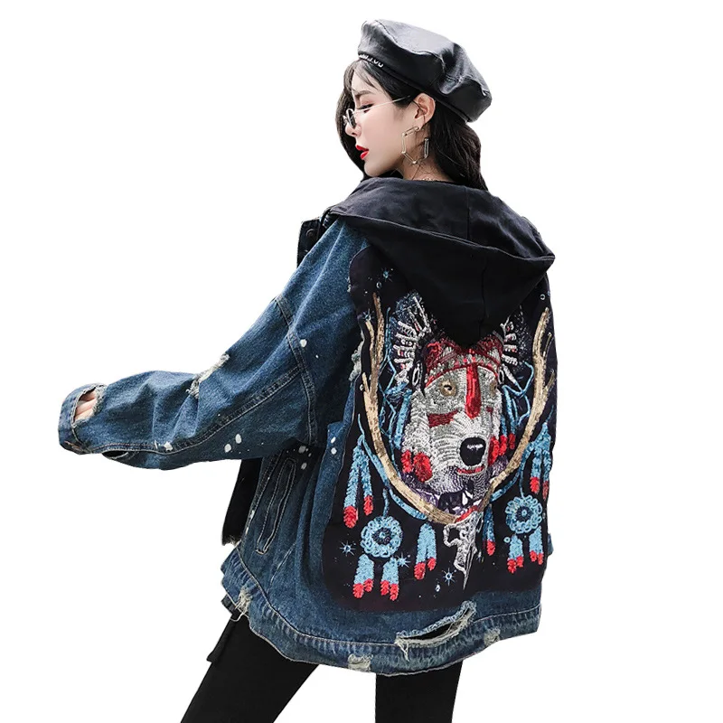 Denim coat women's spring and autumn new large women's wear wind heavy industry nail bead Wolf sequins broken hole top
Denim coat women's spring and autumn new large women's wear wind heavy industry nail bead Wolf sequins broken hole top
