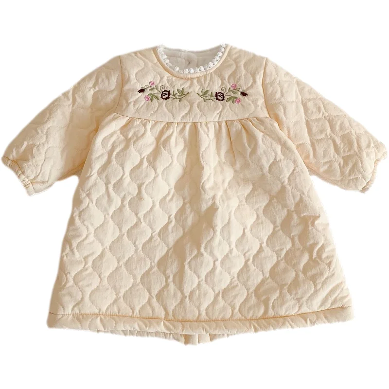 2021 winter baby girl quilted thick embroidered long-sleeved dress round neck one-piece romper climbing suit
2021 winter baby girl quilted thick embroidered long-sleeved dress round neck one-piece romper climbing suit
