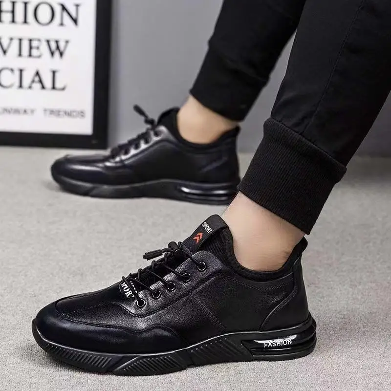 New Men's Casual Shoes All-Match Four Seasons Waterproof Black Board Shoes Non-Slip Soft Sole Lightweight Breathable Work Shoes
New Men's Casual Shoes All-Match Four Seasons Waterproof Black Board Shoes Non-Slip Soft Sole Lightweight Breathable Work Shoes