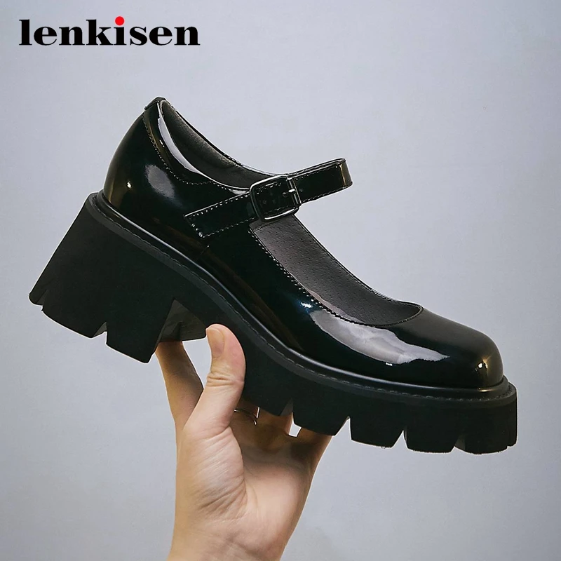 Женские винтажные туфли-лодочки Lenkisen, винтажные туфли из натуральной кожи с круглым носком, на высоком квадратном каблуке, с пряжкой и ремеш...
Женские винтажные туфли-лодочки Lenkisen, винтажные туфли из натуральной кожи с круглым носком, на высоком квадратном каблуке, с пряжкой и ремеш...