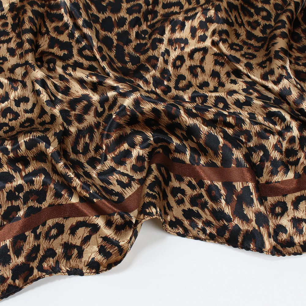 90*90cm Silk Satin Neck Scarf For Women Fashion Leopard Printed Hijab Scarfs Female Square Shawls Wraps Hair Scarves For Ladies
90*90cm Silk Satin Neck Scarf For Women Fashion Leopard Printed Hijab Scarfs Female Square Shawls Wraps Hair Scarves For Ladies