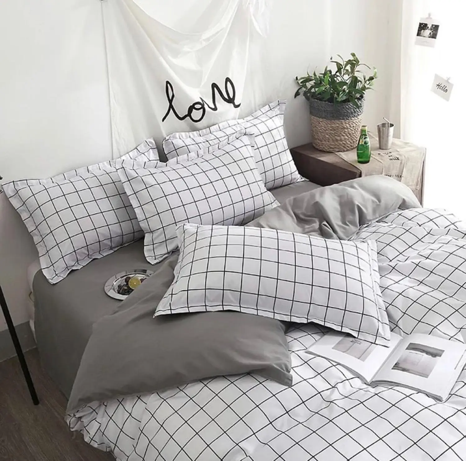 Double very high quality Duvet cover set 100% Cotton easy wash no ironing needed 2021 new season 
Double very high quality Duvet cover set 100% Cotton easy wash no ironing needed 2021 new season