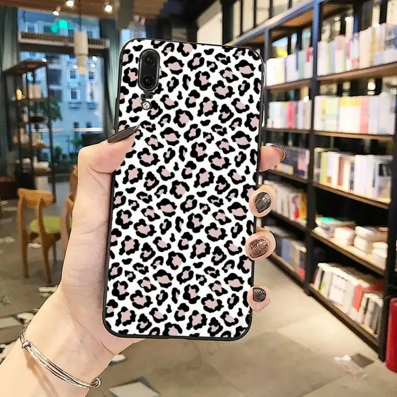 Leopard Print fashion Pattern classic Phone Case For Huawei honor Mate P 10 20 30 40 Pro 10i 9 10 20 8 x Lite
Leopard Print fashion Pattern classic Phone Case For Huawei honor Mate P 10 20 30 40 Pro 10i 9 10 20 8 x Lite