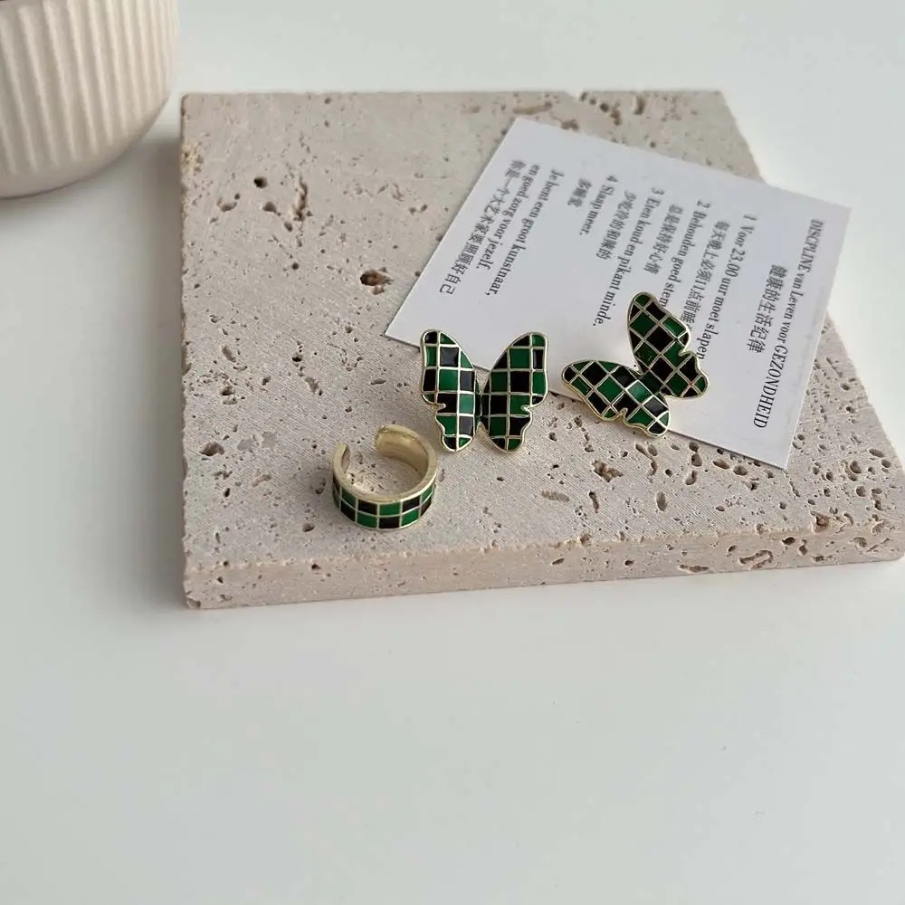 Checkerboard Stud Earrings Elegant Butterfly Ear Studs For Women Girls Geometric Heart Square Pendant Earrings Fashion Jewelry
Checkerboard Stud Earrings Elegant Butterfly Ear Studs For Women Girls Geometric Heart Square Pendant Earrings Fashion Jewelry