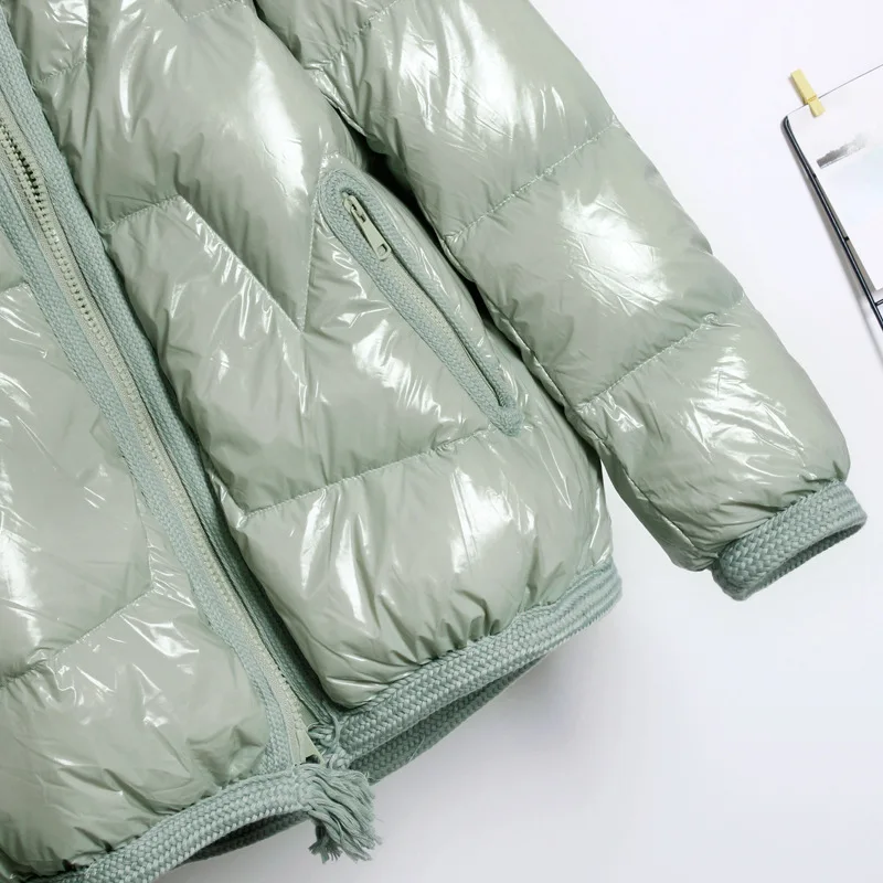 The new autumn and winter down jacket short thick stand collar large size white duck down warm and wash-free bright face
The new autumn and winter down jacket short thick stand collar large size white duck down warm and wash-free bright face