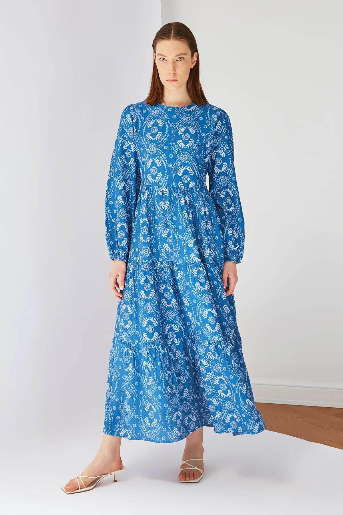 Saks Patterned Dress Fashion Muslim Women Hijab Dress
Saks Patterned Dress Fashion Muslim Women Hijab Dress