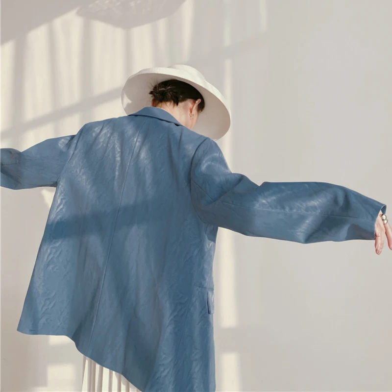 LANMREM 2021 Autumn Vintage Multi Pocket Single-breasted All-match Streetwear Pu Leather Blue Coat For Women Fashion Tide 2A2105
LANMREM 2021 Autumn Vintage Multi Pocket Single-breasted All-match Streetwear Pu Leather Blue Coat For Women Fashion Tide 2A2105