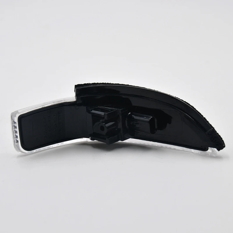 2Pin is Co-Pilot Mirror Indicator Turn Light for Toyota Camry Corolla 
2Pin is Co-Pilot Mirror Indicator Turn Light for Toyota Camry Corolla