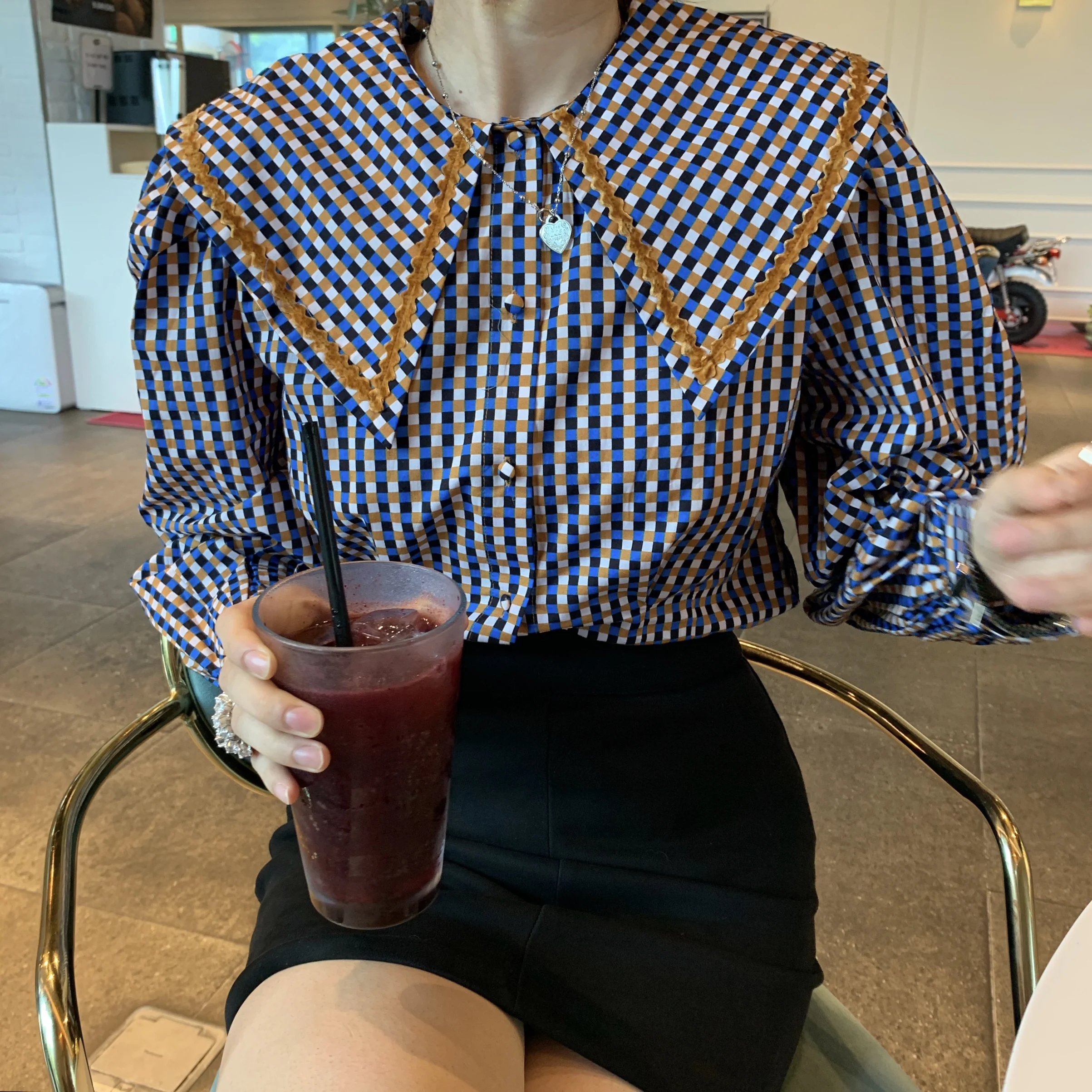 Zaraes 2021 New Kawaii Sweet Cute Y2K Lapel Single Breasted Shirt Loose All-Match Puff Sleeve Women Blouse Panelled Plaid 8187
Zaraes 2021 New Kawaii Sweet Cute Y2K Lapel Single Breasted Shirt Loose All-Match Puff Sleeve Women Blouse Panelled Plaid 8187
