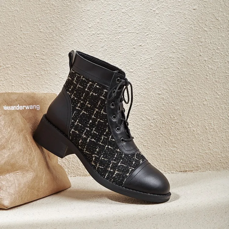 MLJUESE 2021 women soft ankle boots cow leather lace up boots winter short plush round toe high heels women boots
MLJUESE 2021 women soft ankle boots cow leather lace up boots winter short plush round toe high heels women boots