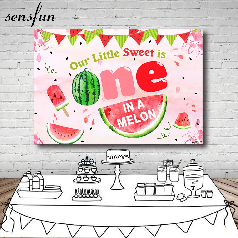 Задний фон для фотосъемки детей с изображением летнего арбуза и надписью на тему дня рождения новорожденных девочек розовый фон для фотосъемки 
Задний фон для фотосъемки детей с изображением летнего арбуза и надписью на тему дня рождения новорожденных девочек розовый фон для фотосъемки