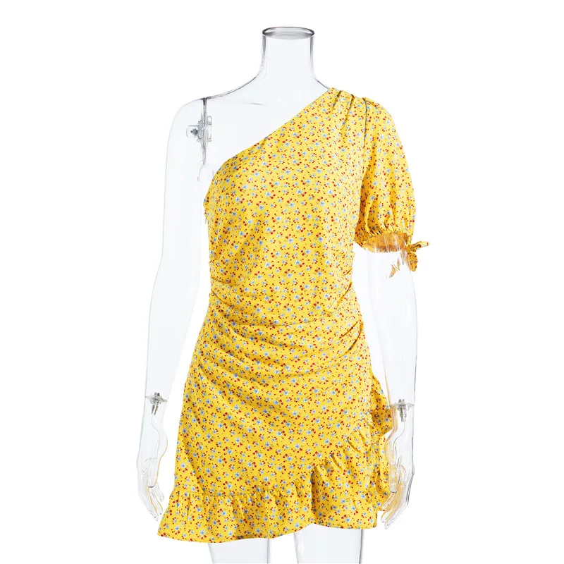 Summer Women's Dress New Women Fashion Wild Folds Slash Neck Backless Sexy Hot Ladies Club Party Wear Floral Mini Female Dresses
Summer Women's Dress New Women Fashion Wild Folds Slash Neck Backless Sexy Hot Ladies Club Party Wear Floral Mini Female Dresses