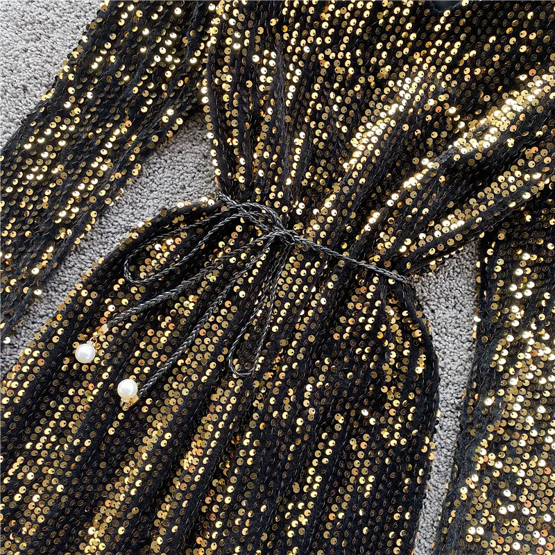Sexy V-neck Sequin Dress Women Spring Vintage Drawstring high waist dress winter long Sleeve Mini dresses woman party night M971
Sexy V-neck Sequin Dress Women Spring Vintage Drawstring high waist dress winter long Sleeve Mini dresses woman party night M971