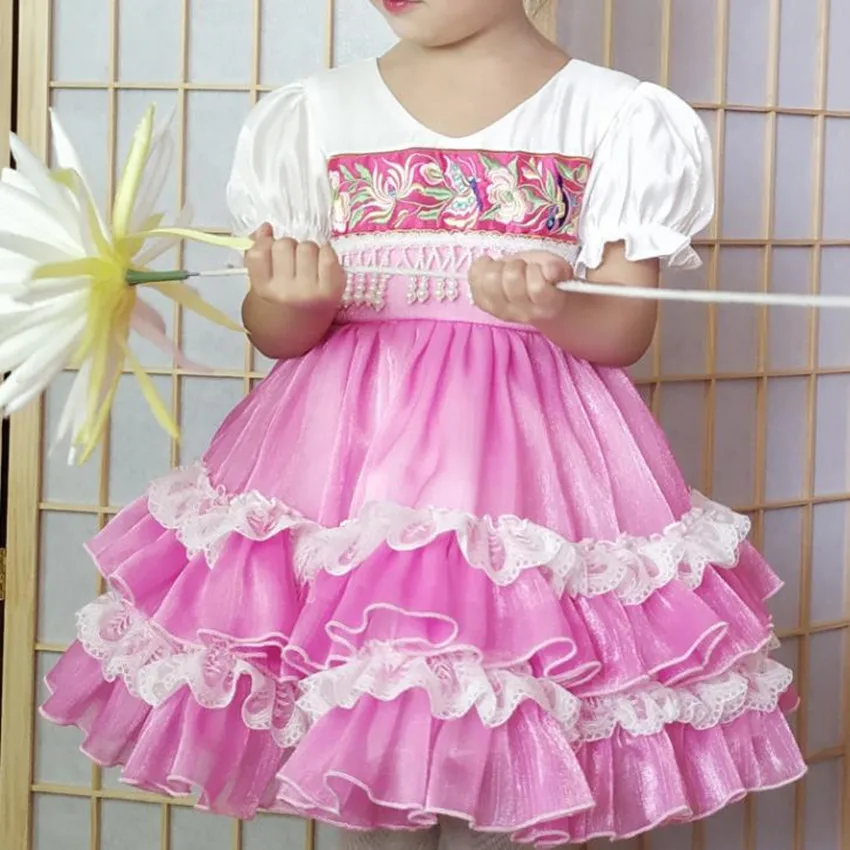 Baby girl summer vintage Spanish lolita Turkey ball gown dress kids puff sleeve lace stitching birthday party princess dress
Baby girl summer vintage Spanish lolita Turkey ball gown dress kids puff sleeve lace stitching birthday party princess dress