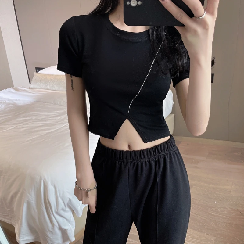 3655 summer tops feminine self-cultivation carefully machine slit open navel short black short-sleeved t-shirt
3655 summer tops feminine self-cultivation carefully machine slit open navel short black short-sleeved t-shirt