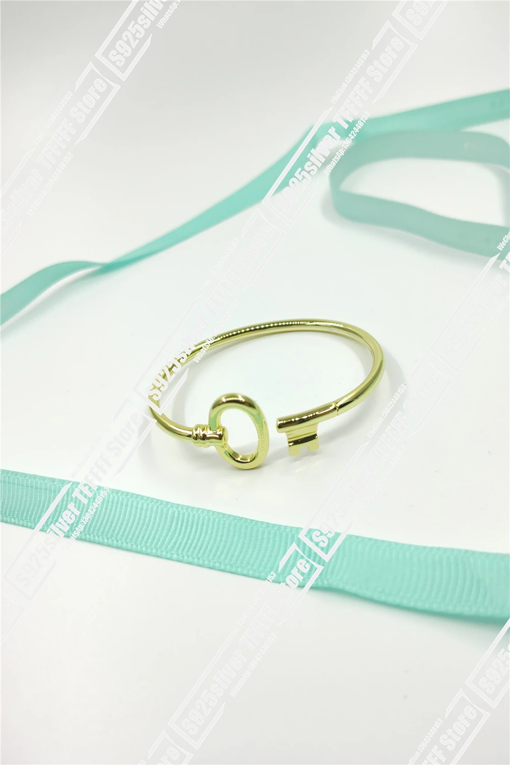 Thermal unique style fashion bracelets, 3 color 
Thermal unique style fashion bracelets, 3 color