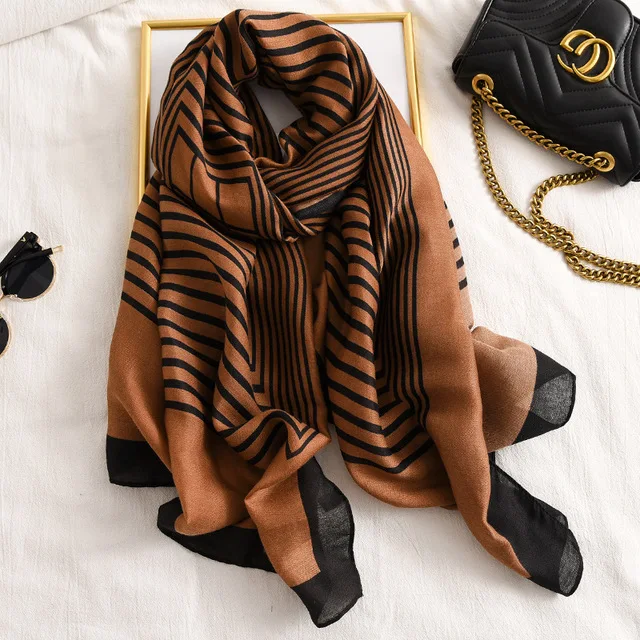 2020 Autumn winter women beach quality shawl cotton scarf lady fashion scarves bandana pashmina wrap hijab muffler
2020 Autumn winter women beach quality shawl cotton scarf lady fashion scarves bandana pashmina wrap hijab muffler